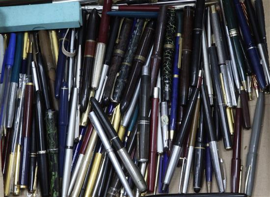 A quantity of pens